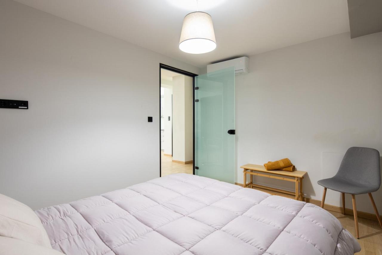 Bright 2Bdr Apartment Downtown Exarcheia! Athens Exterior photo